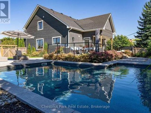 House for sale in The Blue Mountains, Southwestern Ontario