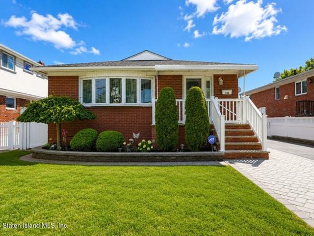 House for sale in Arverne, New York