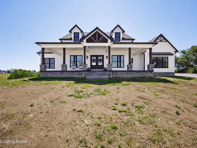 House for sale in Springfield, Kentucky