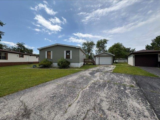 House for sale in Beecher, Illinois