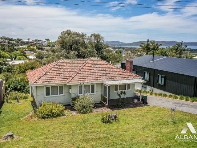House for sale in Mount Clarence, Western Australia