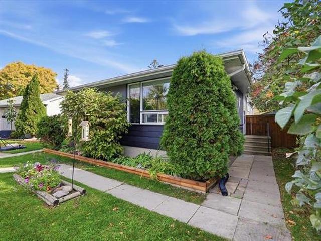 House for sale in St. Boniface, Winnipeg