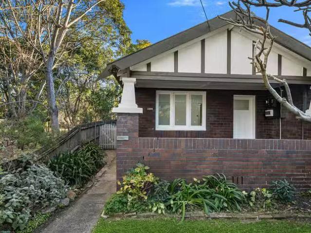 House for rent in North Willoughby