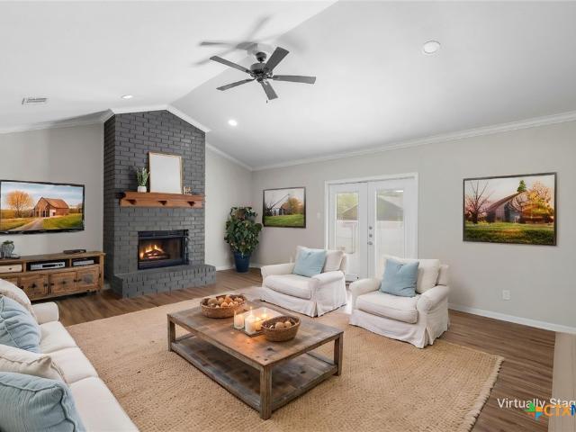 House for sale in Axtell, Texas