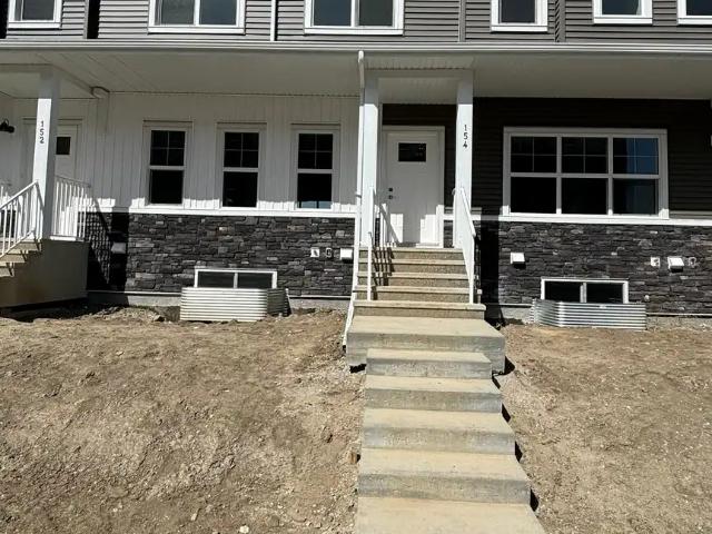 House for rent in Chestermere, Alberta
