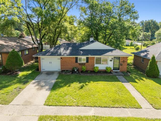 House for sale in New Hudson, Michigan