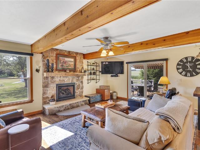 House for sale in Cabot, Pennsylvania