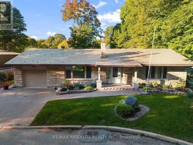 House for sale in Renfrew, Ontario