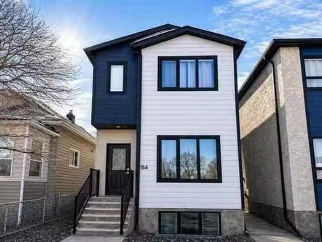 House for sale in East St. Paul, Manitoba