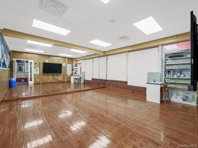 Property for rent in Nassau, New York