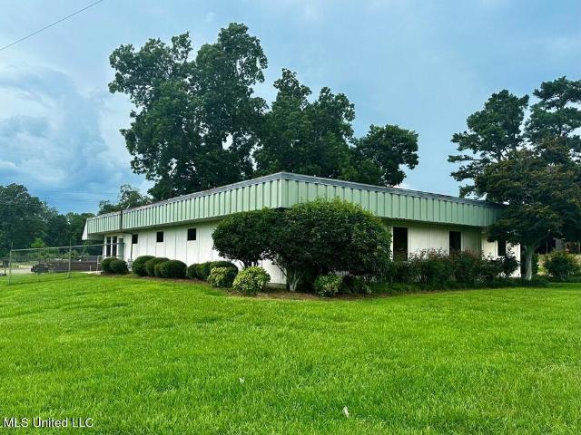 Commercial for sale in Natchez, Adams County