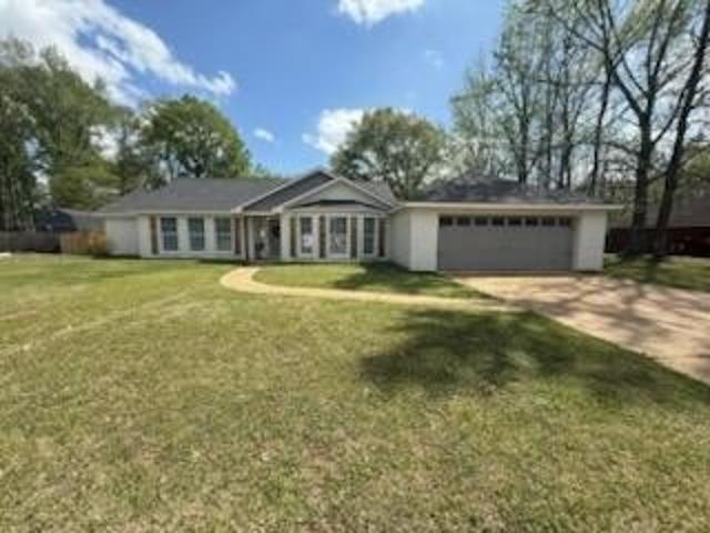 House for sale in Saltillo, Mississippi