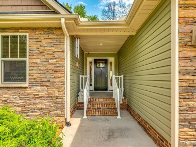 House for sale in Taylors, South Carolina