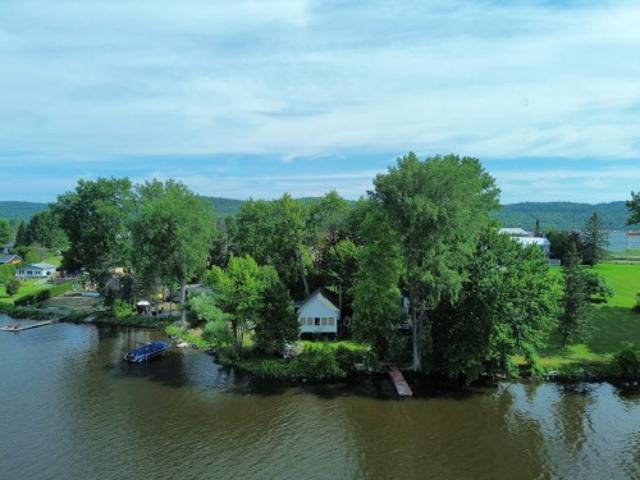 House for sale in Fassett, Quebec