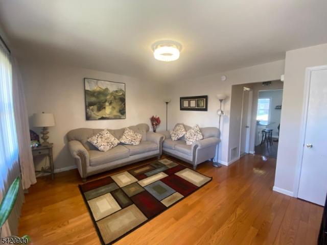 Townhouse for sale in Manville, New Jersey