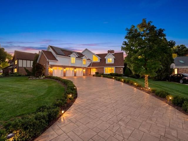 House for sale in Saddle Brook, Oak Brook