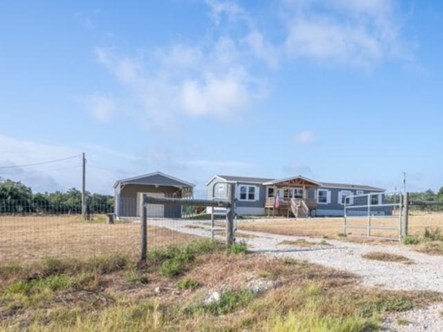 House for sale in Harper, Gillespie County