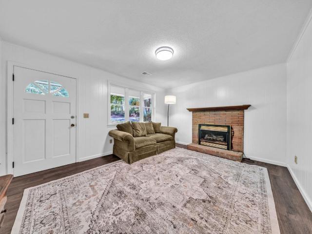 House for sale in Drayton, South Carolina