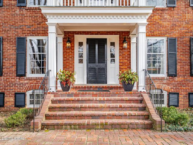 House for sale in Indian Hills, Kentucky