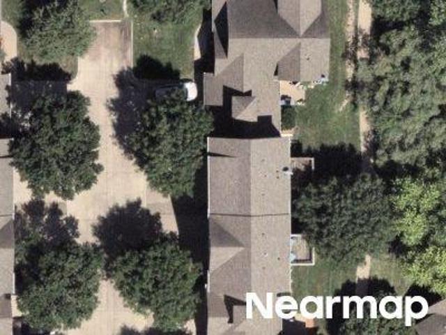 Townhouse for sale in Urbandale, Iowa