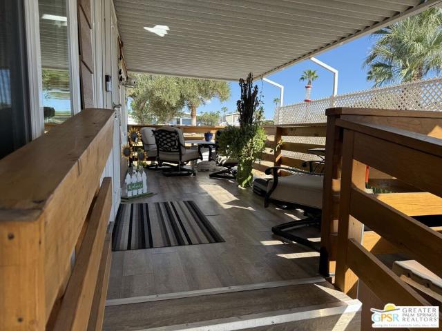 House for sale in Sands Mobile Country Club, Desert Hot Springs