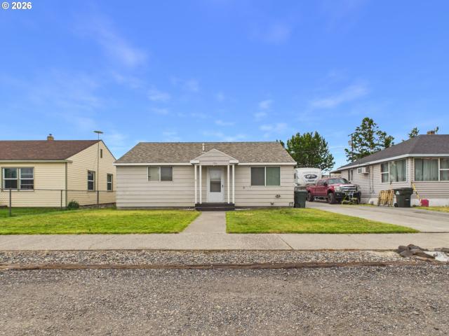 House for sale in Oregonia