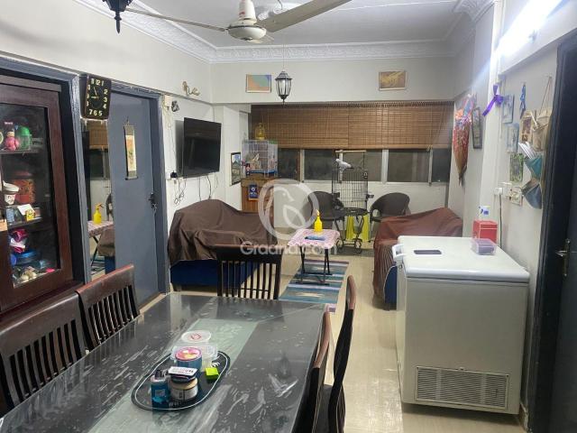 Apartment for sale in Gulshan-e-Iqbal Town, North Waziristan