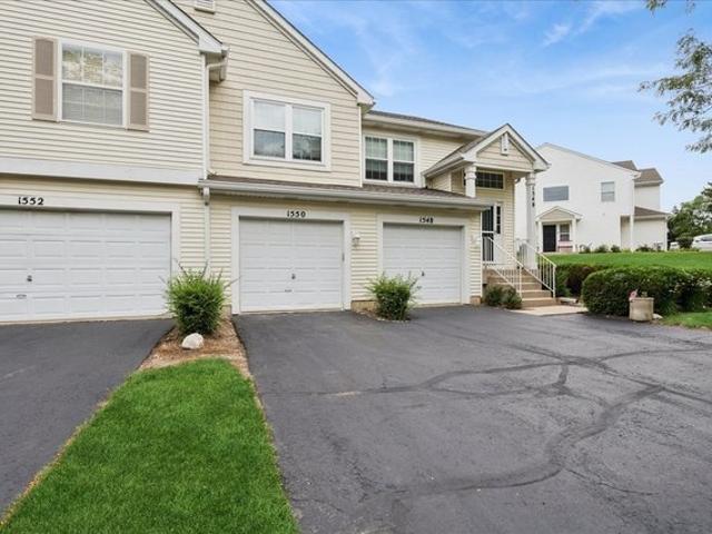Condo for sale in Carpentersville, Illinois