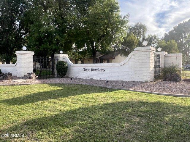 Townhouse for sale in Mesa, Arizona