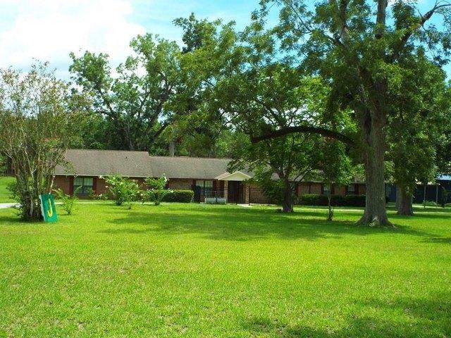 House for sale in Trenton, Florida