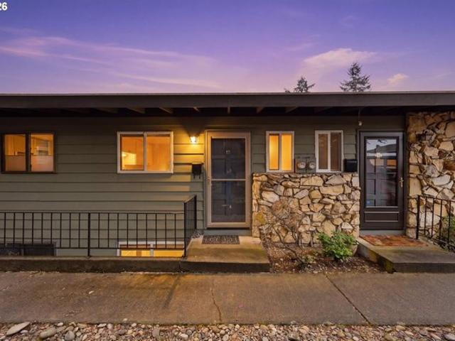 Condo for sale in Oregonia