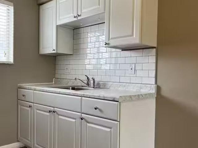 Condo for rent in Roseville