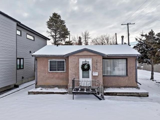 House for sale in Wedgewood, Alberta