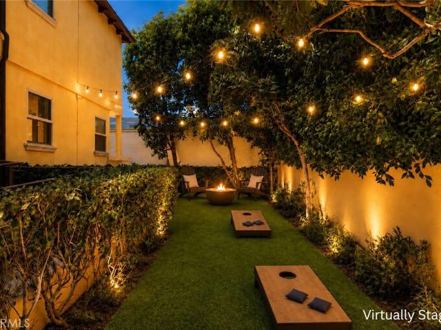 Townhouse for sale in Manhattan Beach, Los Angeles County