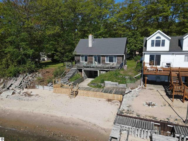House for sale in Tawas City