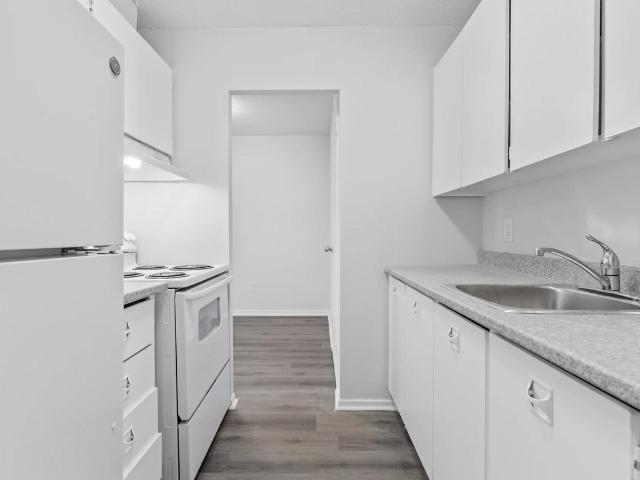 Apartment for rent in Mulhurst Bay, Ontario