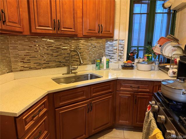 Condo for sale in The Bronx, Arverne