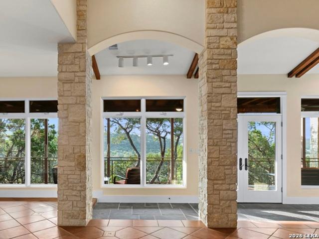 House for sale in Los Reyes Canyons, Helotes