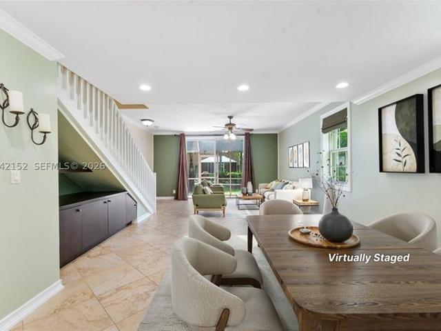Townhouse for sale in Weston, Florida