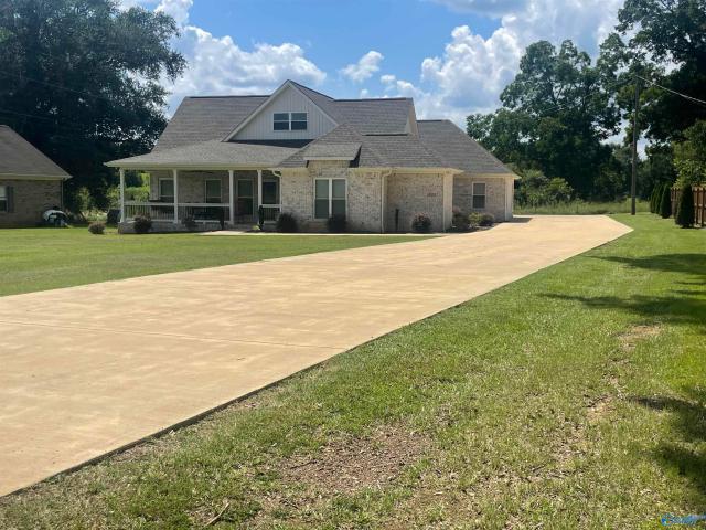 House for sale in Moulton, Alabama