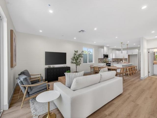 House for sale in Paramount, California