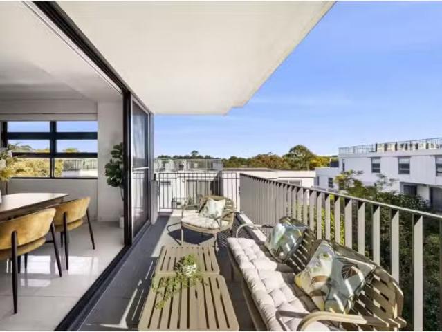 Apartment for rent in Lower North Shore, Sydney