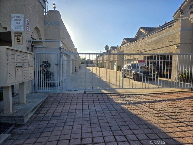 Townhouse for sale in Bellflower, Los Angeles County