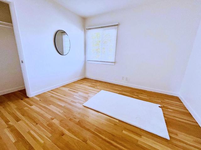 Apartment for rent in Glendale, California