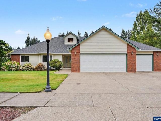 House for sale in Oregonia