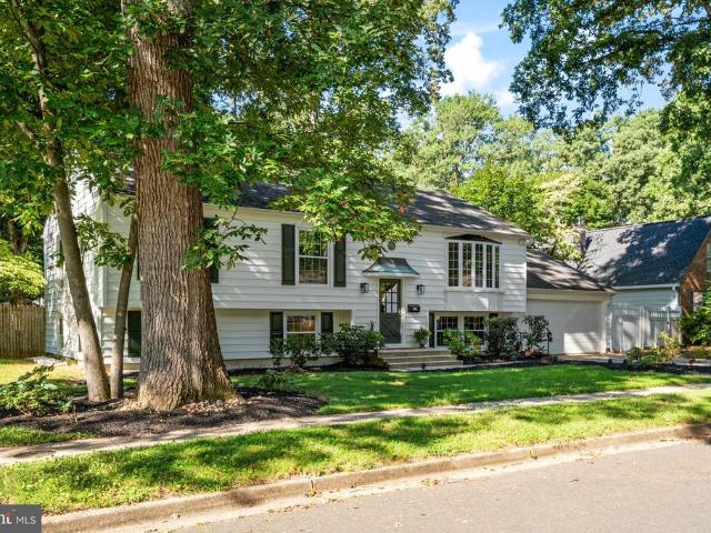 House for sale in Charing Cross, Crofton
