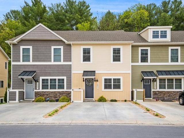 Townhouse for sale in Virginia