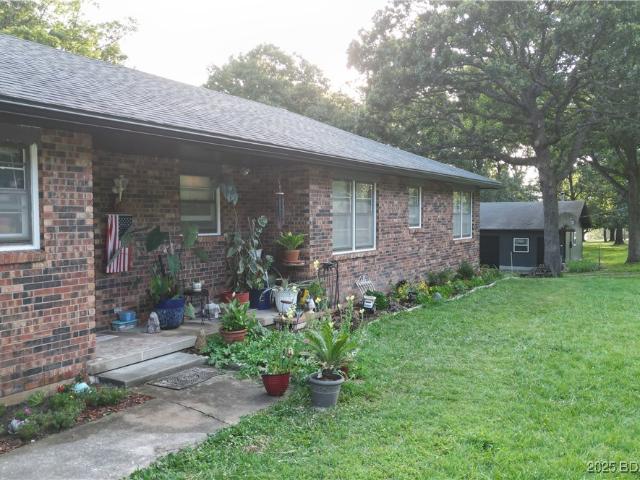 House for sale in Cole Camp