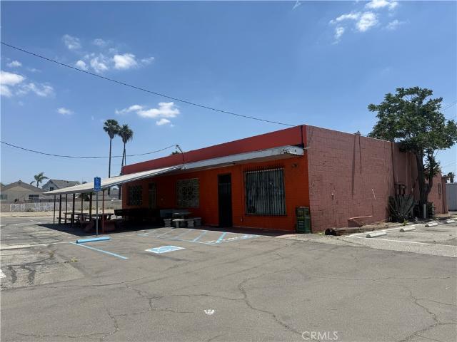 Commercial for sale in Fontana