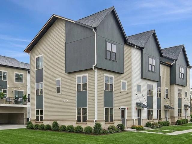 Townhouse for rent in Oak Forest, Illinois